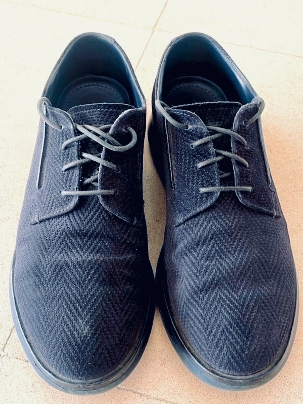 Giorgio Armani Extra Light Leather Shoes | Navy | Size 7.5 (Fits US 9)